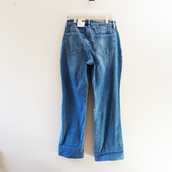 SO Junior's High Rise Curvy 90s Bootcut Jeans Medium wash 11/W30 NWT! - Picture 4 of 10